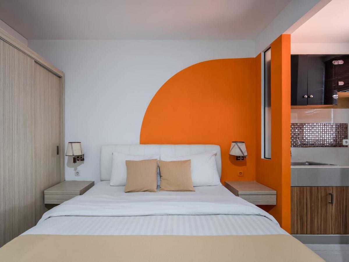 Cove Taman Aparthotel Jakarta Exterior photo